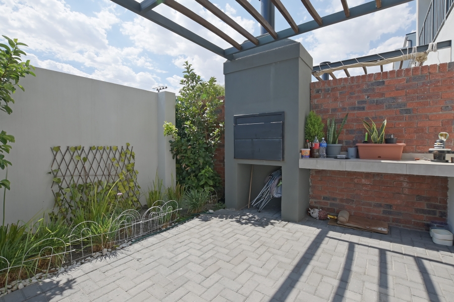 4 Bedroom Property for Sale in Sandown Western Cape